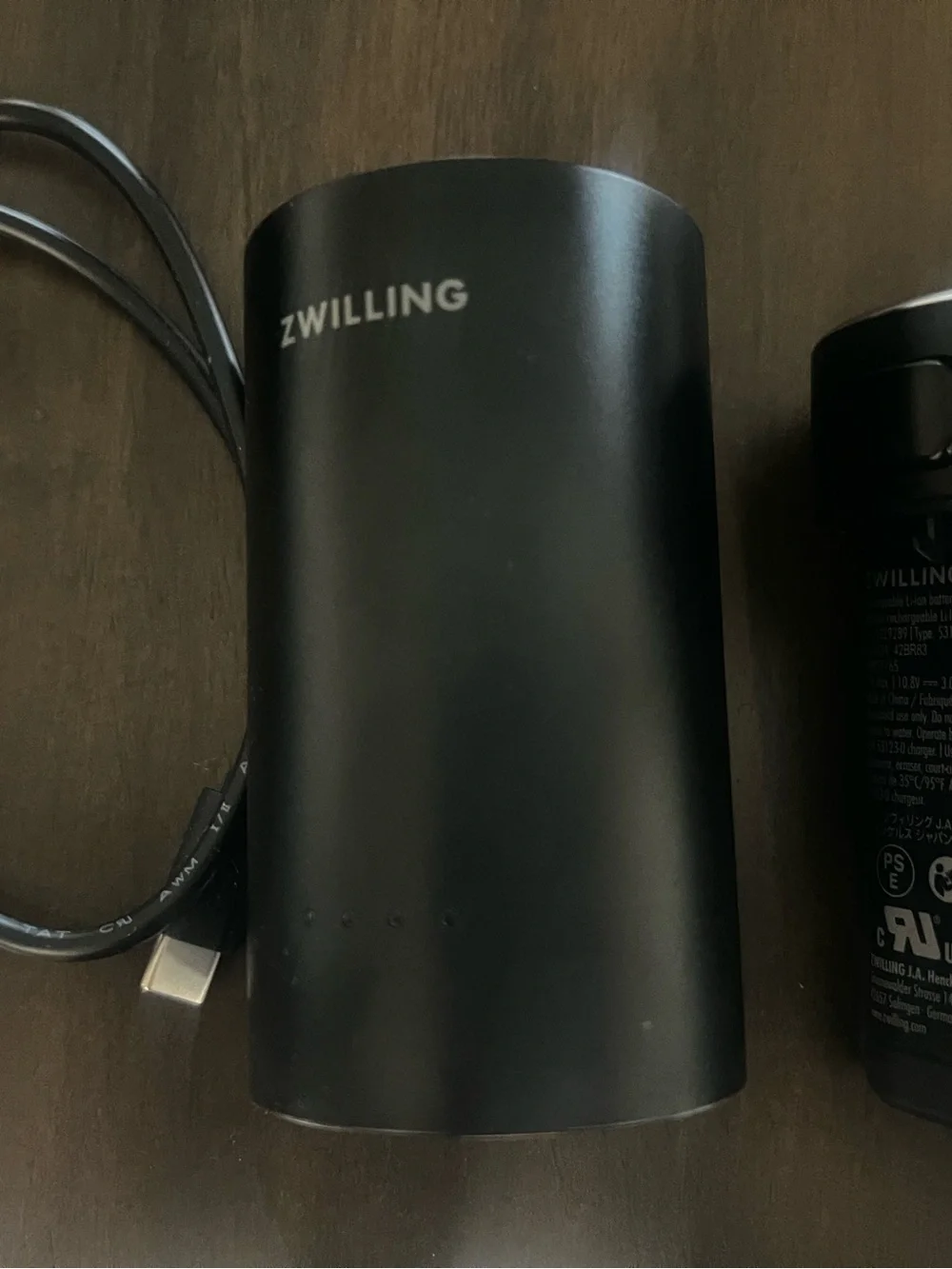 Williams Sonoma Black Electric Knife Sharpener Set with USB Cable